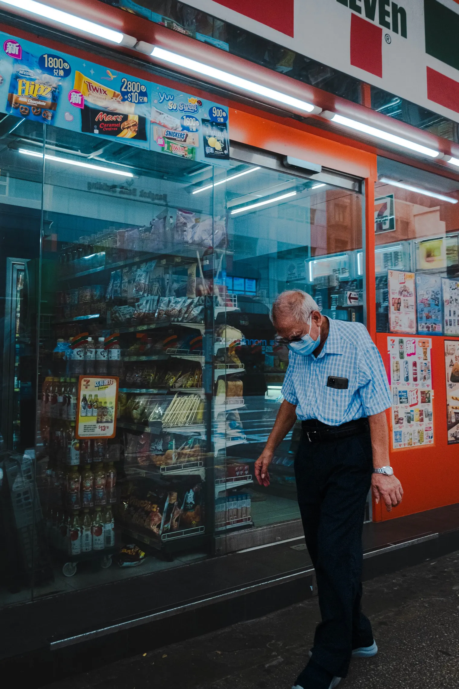Travel and Lifestyle — photograph 12 of 34